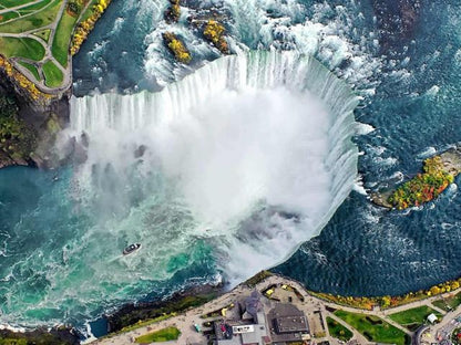 3 jours : Chutes du Niagara, Toronto, Mille-Îles 