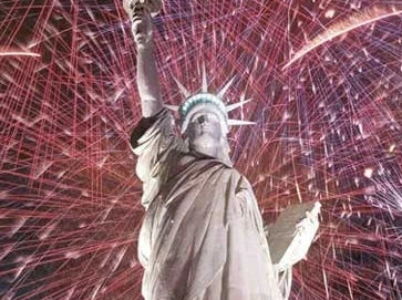 Dîner-croisière du réveillon du Nouvel An avec feux d'artifice de Bateaux New York
